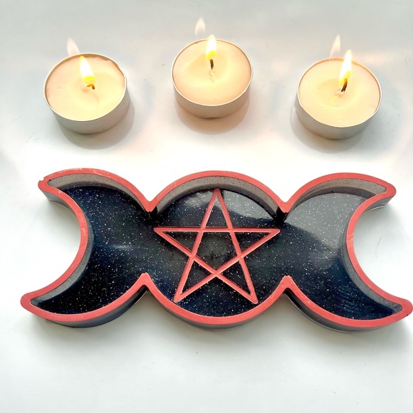 π΄β SALE ! red dot items are 2 for $25 . Bundle more than 3 and its $10 each π - Picture 8 of 16